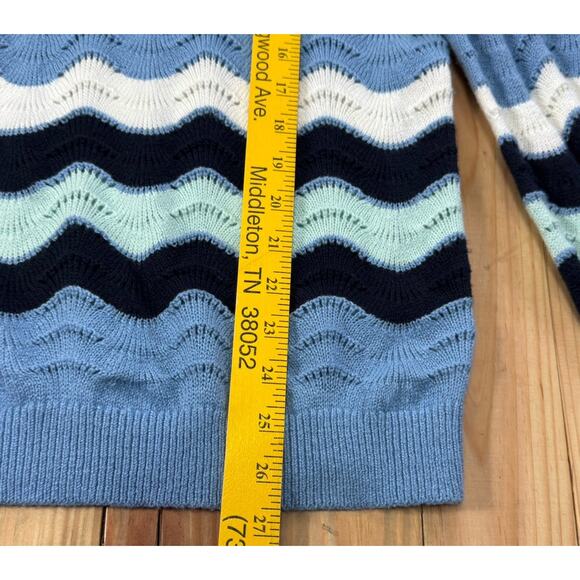 Blue and White Wave Pattern Sweater - Picture 9 of 12